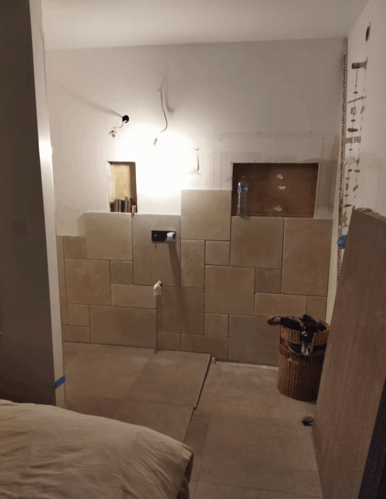 Pose de carrelage par créavert 51