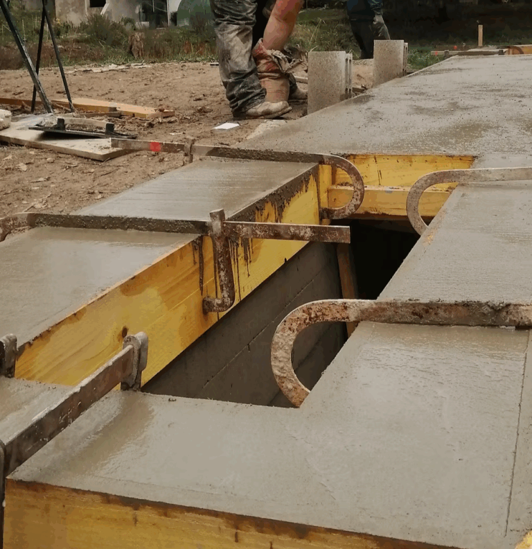 Coffrage d'une écluse par créavert51